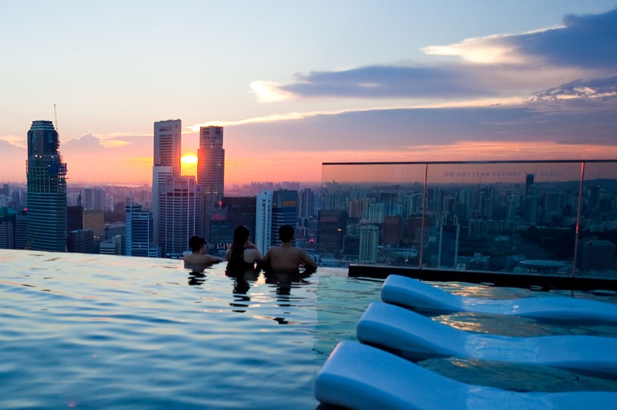 Крыша отеля Marina Bay Sands, Сингапур, Азия