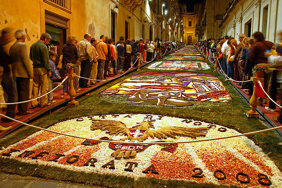 ФеÑÑÐ¸Ð²Ð°Ð»Ñ ÑвеÑов в ÐоÑо (Infiorata di Noto), СиÑилиÑ, ÐÑалиÑ, ÐвÑопа
